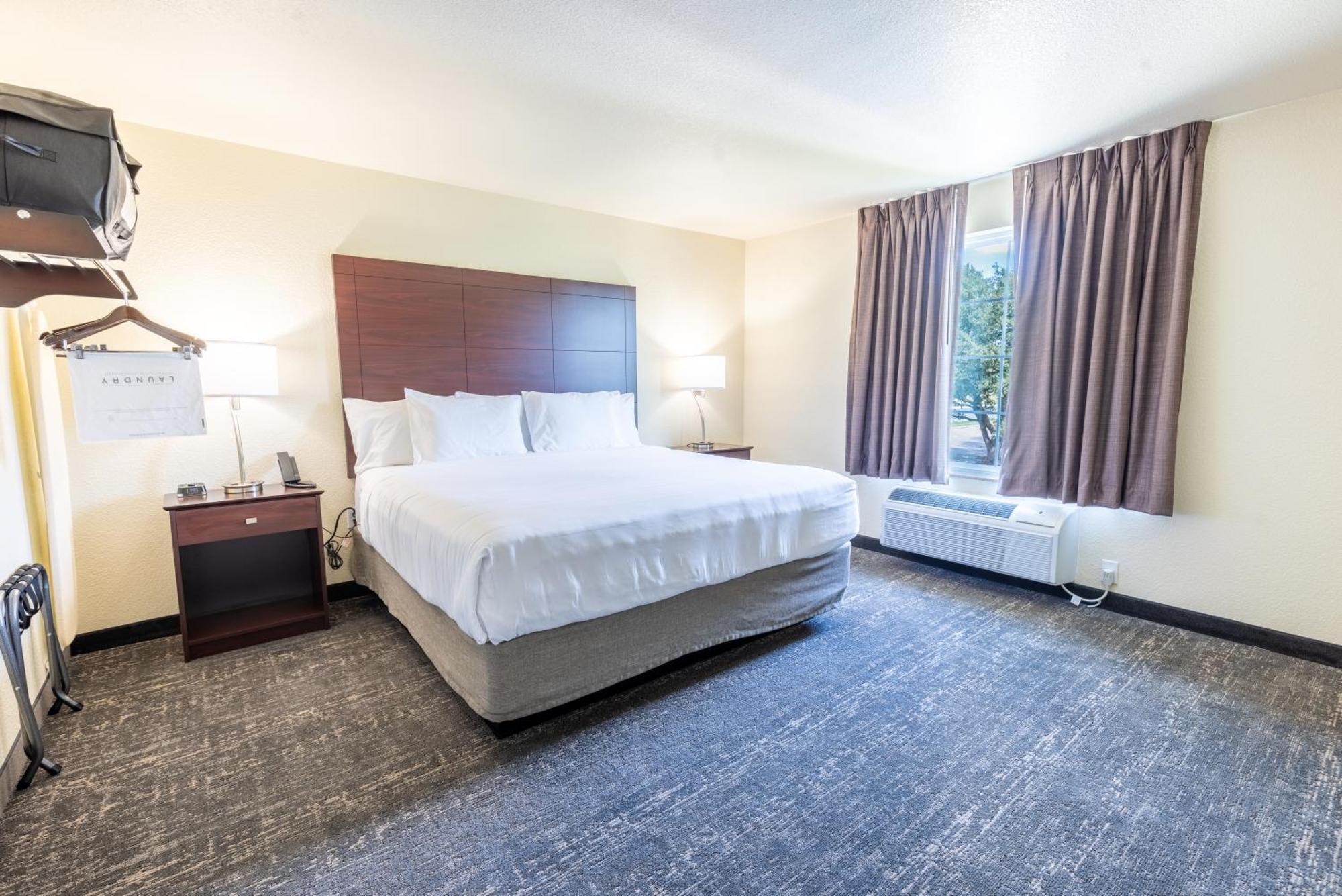 Cobblestone Inn & Suites - Winters Buitenkant foto